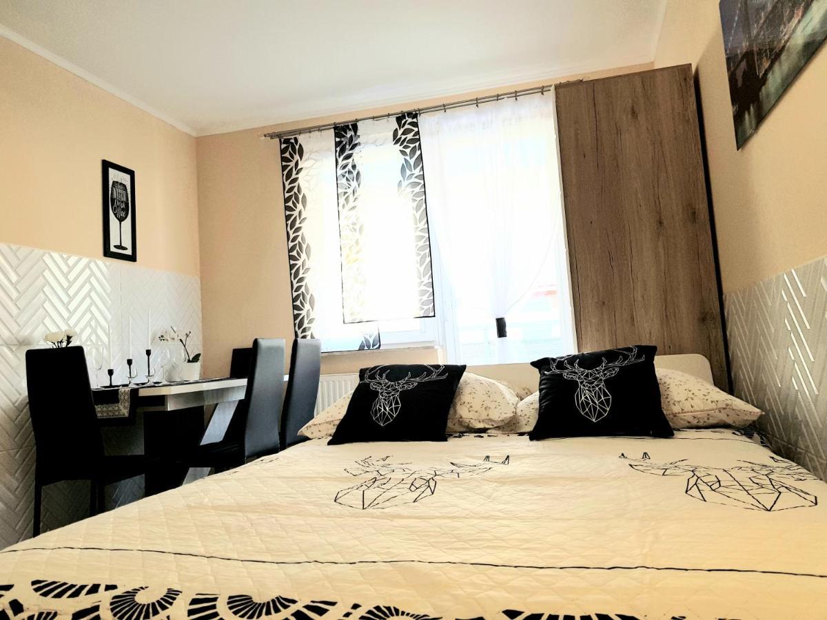 Apartment Glamour Downtown Balcony Cracovia Esterno foto